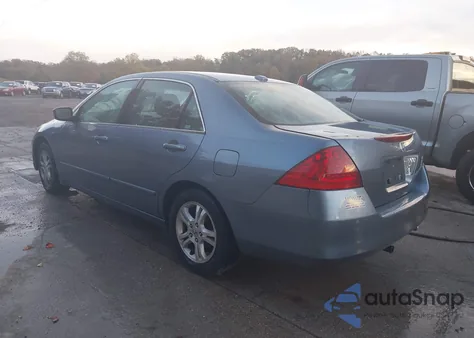 2007 Honda Accord 2.4 Ex из США, поврежденный, VIN 1HGCM56817A163533